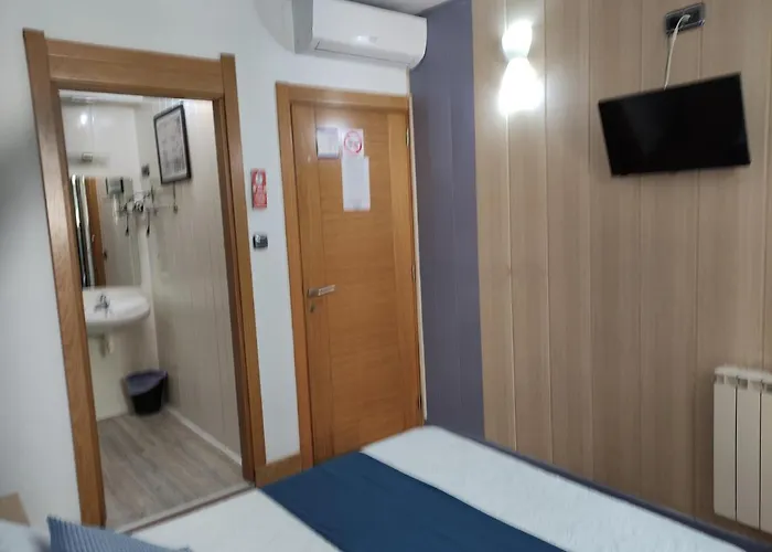 Alojadonosti Gæstehus 3*